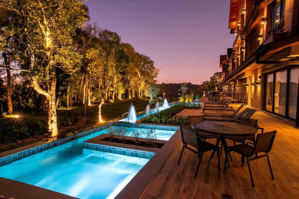 Chateau Du Golden Laghetto Gramado